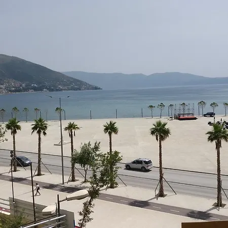 Lungomare * Wlora